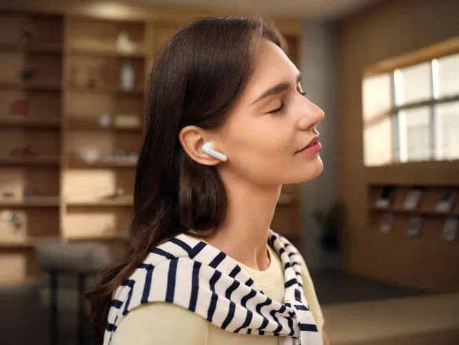 В Беларуси появились беспроводные наушники Huawei FreeBuds 7i и Huawei FreeBuds SE 4 ANC